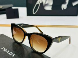 Picture of Prada Sunglasses _SKUfw57312314fw